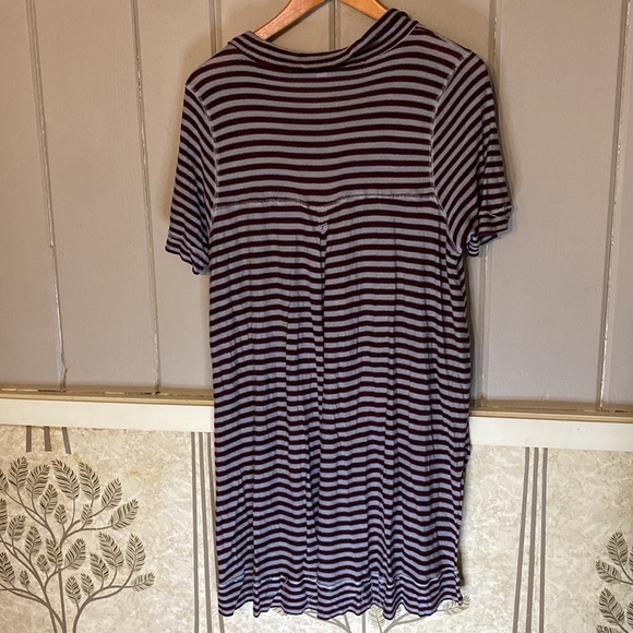 WE THE FREE size M extra long oversized shirt sleeve shirt with slight hi-low - Picture 5 of 5